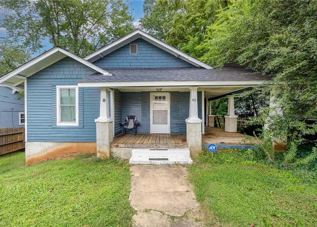 Property at 411 Westside Dr, Lexington, NC 27292, 3 beds, 1 bath