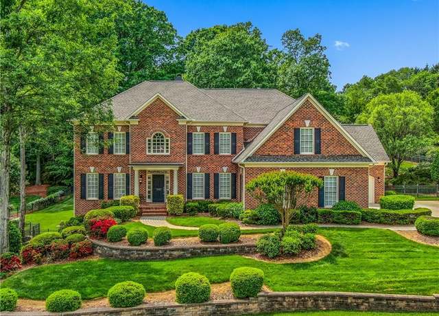 Property at 7107 Lake Henson Dr, Summerfield, NC 27358, 4 beds, 4.5 baths