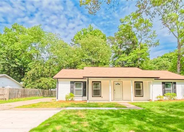 Property at 2209 Bracyridge Rd, Greensboro, NC 27407, 3 beds, 2 baths