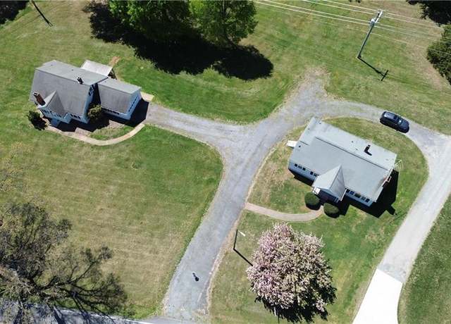Property at 2121/2117 Swan Creek Rd, Jonesville, NC 28642, 4 beds, 4 baths