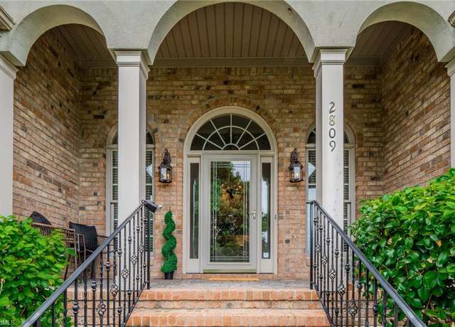 Property at 2809 Churchill Ct, High Point, NC 27262, 4 beds, 2.5 baths