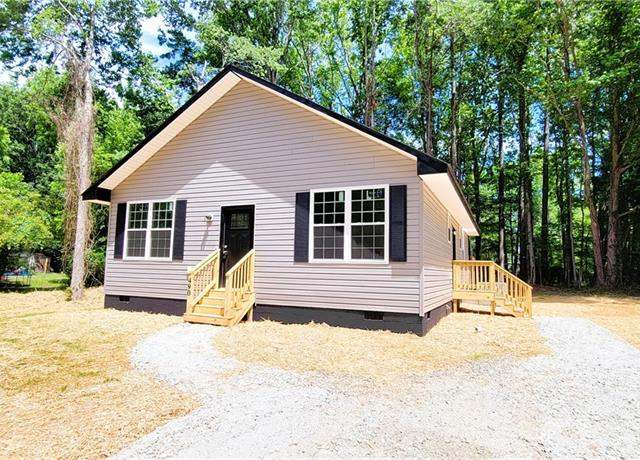 Property at 490 W Dameron Ave, Liberty, NC 27298, 3 beds, 2 baths
