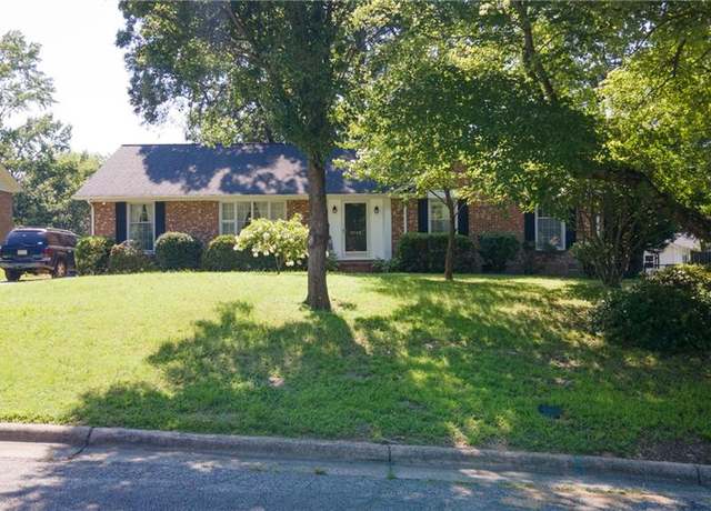 Property at 2702 Dumfries Rd, Greensboro, NC 27407, 3 beds, 3 baths