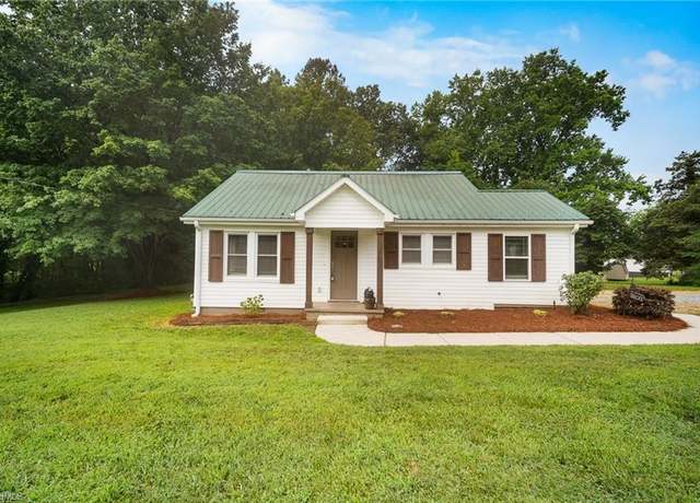 Property at 3803 West Center Street Ext, Lexington, NC 27295, 2 beds, 2 baths
