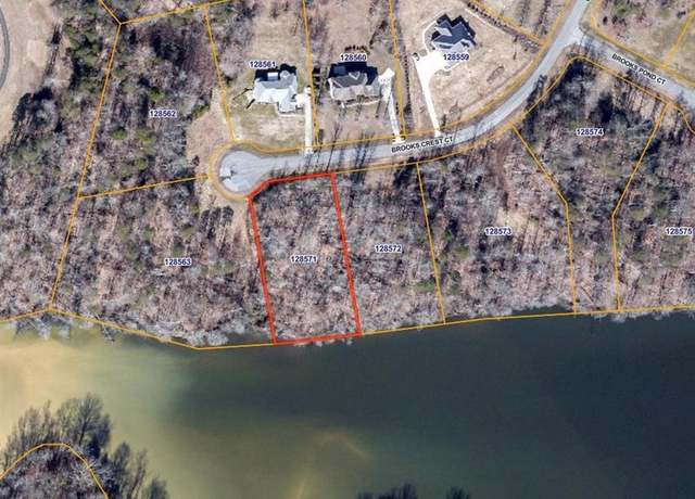 Property at 3721 Brooks Crest Ct, Browns Summit, NC 27214