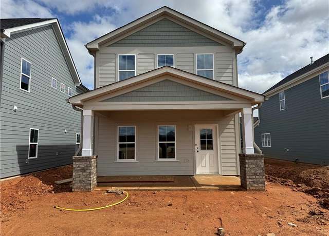 Property at 1712 Creekline Dr, Kernersville, NC 27284, 3 beds, 2.5 baths
