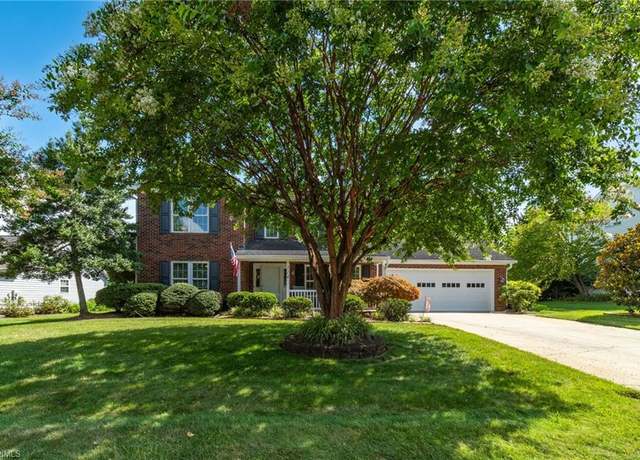 Property at 114 Stapleton Way, High Point, NC 27265, 3 beds, 2.5 baths