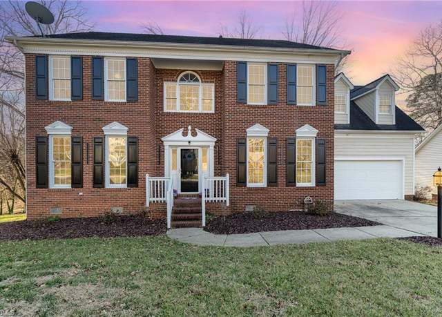 Property at 3111 Peninsula Dr, Jamestown, NC 27282, 5 beds, 2.5 baths