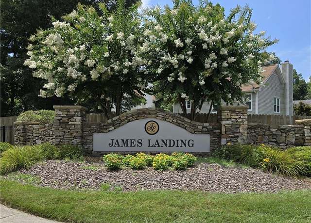 Property at 3111 Peninsula Dr, Jamestown, NC 27282, 5 beds, 2.5 baths