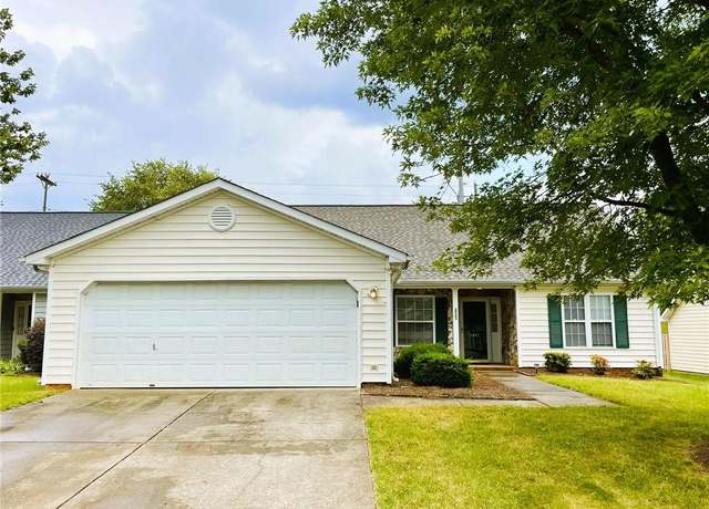 Property at 2982 Cloverwood Dr, High Point, NC 27265, 3 beds, 2 baths