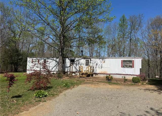 Property at 1156 Hg Lewis Rd, Thurmond, NC 28683, 3 beds, 1.5 baths