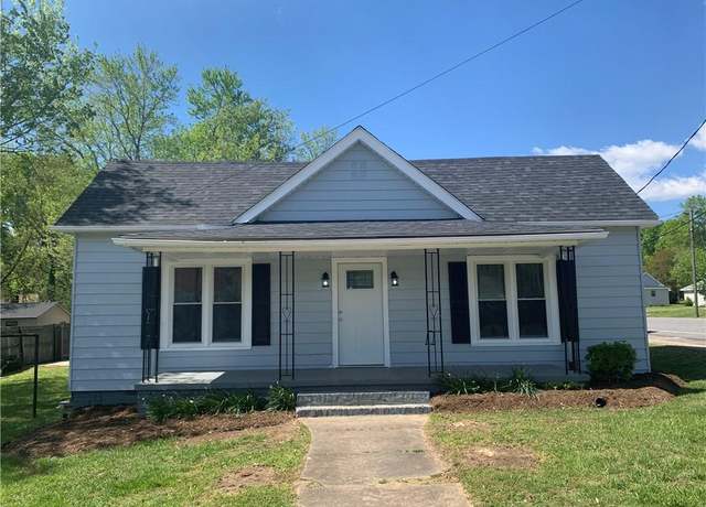 Property at 401 Greenwood St, Eden, NC 27288, 3 beds, 1 bath