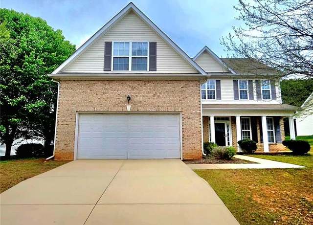 Property at 665 Pecan Ridge Cir, Kernersville, NC 27284, 4 beds, 2.5 baths