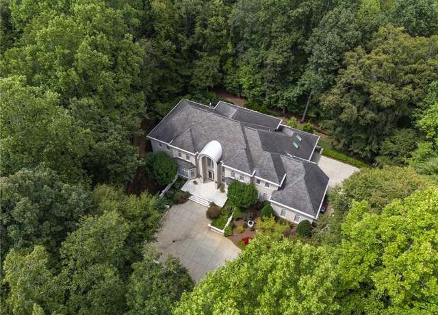 Property at 4620 Cherryhill Ln, Winston-salem, NC 27106, 5 beds, 7 baths