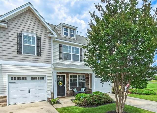 Property at 104 Tilleys Grove Dr, Kernersville, NC 27284, 2 beds, 2.5 baths