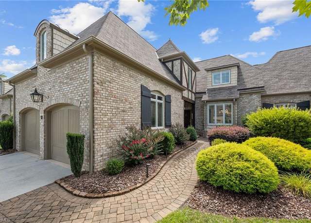 Property at 44 Creswell Ct, Greensboro, NC 27407, 3 beds, 2.5 baths
