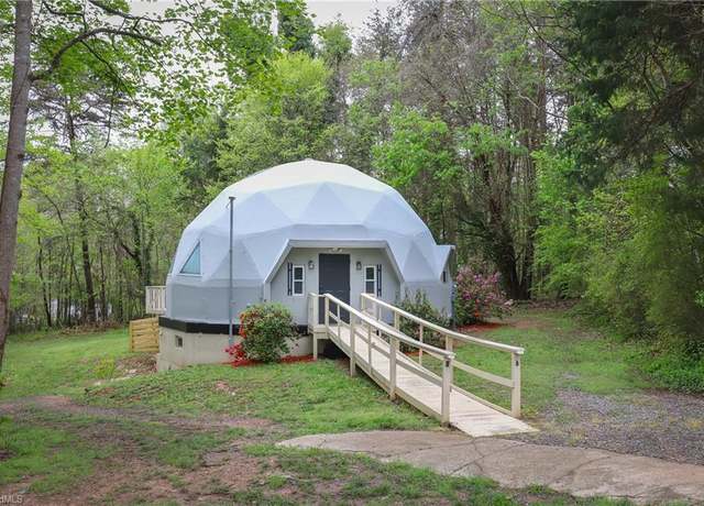 Property at 2080 Pannel Rd, Reidsville, NC 27320, 1 bed, 2 baths
