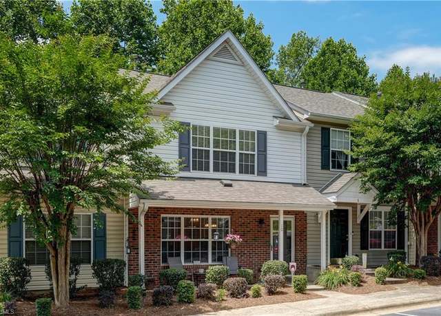 Property at 10 Tannenbaum Cir, Greensboro, NC 27410, 2 beds, 2.5 baths
