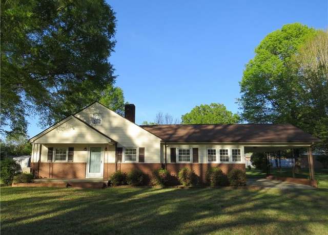 Property at 318 Daniel Adkins St, Eden, NC 27288, 2 beds, 1 bath