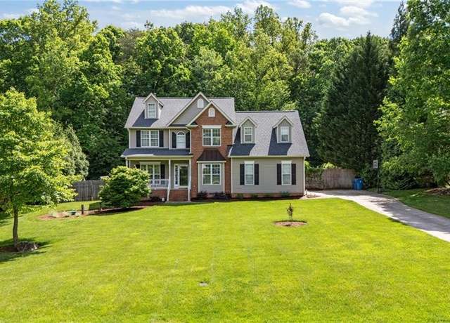 Property at 7812 Wilson Farm Rd, Summerfield, NC 27358, 3 beds, 2.5 baths