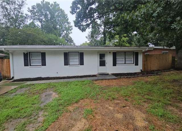 Property at 4225 Kildare Dr, Greensboro, NC 27405, 3 beds, 1 bath