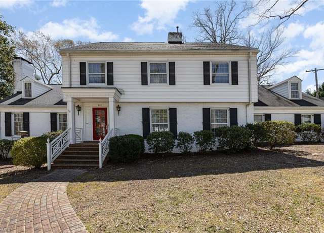 Property at 801 W Parkway Ave, High Point, NC 27262, 4 beds, 3.5 baths