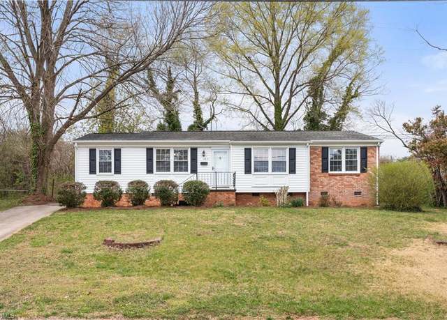 Property at 2831 Ashwood Dr, Winston-salem, NC 27103, 3 beds, 2 baths