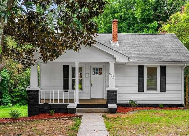 Property at 645 W Wainman Ave, Asheboro, NC 27203, 3 beds, 1 bath