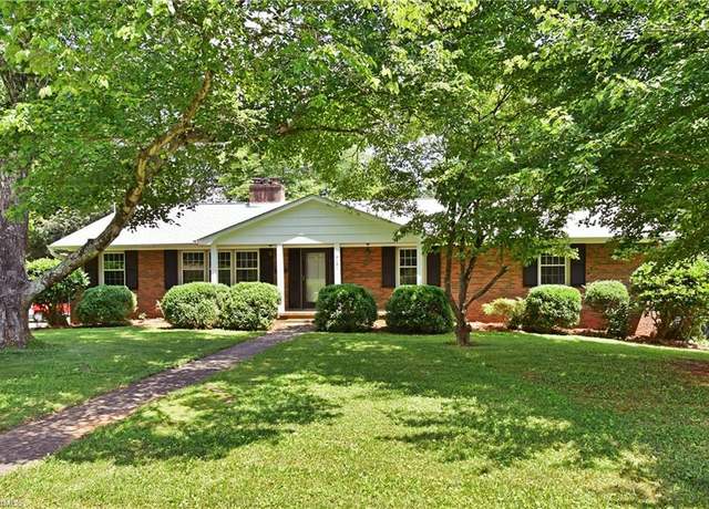 Property at 4101 Tangle Ln, Winston-salem, NC 27106, 4 beds, 2 baths