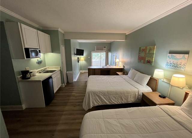 Property at 602 Fort Macon Rd, Atlantic Beach, NC 28512, 1 bed, 1 bath