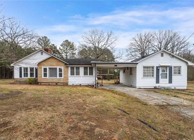 Property at 7321 Riverside Rd, Seagrove, NC 27341, 2 beds, 2.5 baths