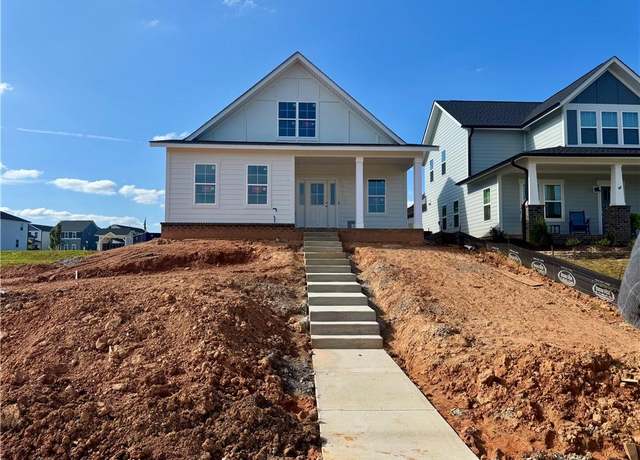 Property at 1631 Cross Village Ave, Kernersville, NC 27284, 3 beds, 2.5 baths