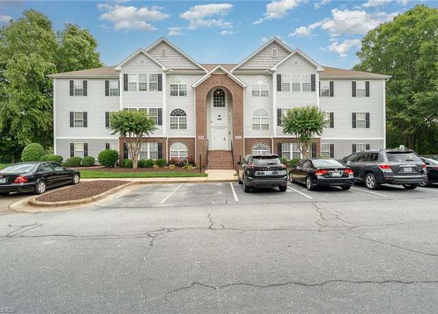 Property at 3694 Cotswold Ave Unit 3D, Greensboro, NC 27410, 2 beds, 2 baths