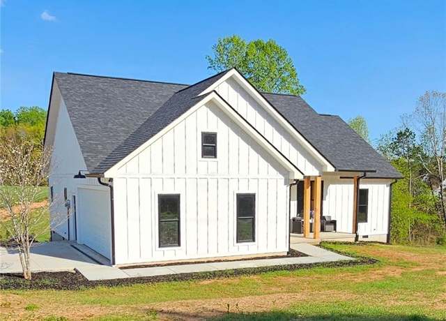 Property at 3991 Poplar Springs Rd, State Road, NC 28676, 3 beds, 2 baths
