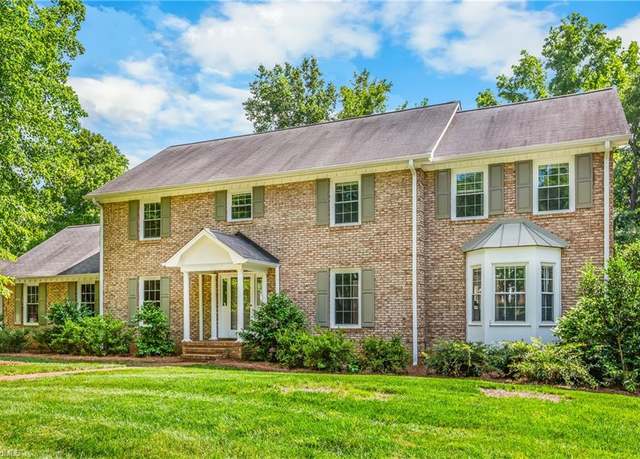 Property at 1509 Heathcliff Rd, High Point, NC 27262, 4 beds, 4.5 baths