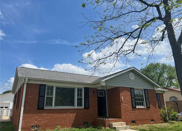 Property at 3017 Locksley Ln, Greensboro, NC 27406, 3 beds, 2 baths