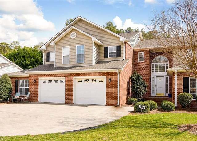 Property at 7650 Riverview Knoll Ct, Clemmons, NC 27012, 2 beds, 2.5 baths