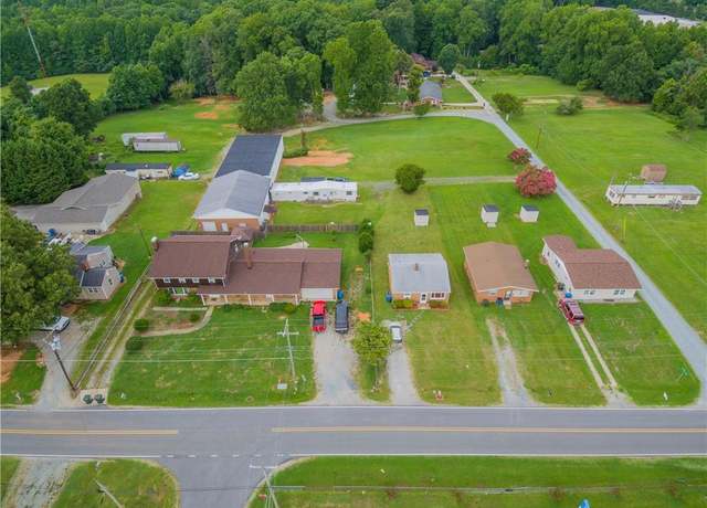Property at 6327 Blazing Star Dr, Archdale, NC 27263, 6 beds, 3 baths