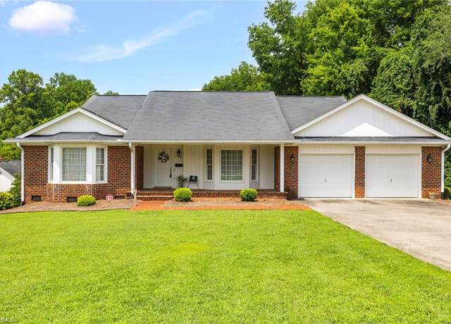 Property at 254 Peace Haven Rd, Winston-salem, NC 27104, 2 beds, 2 baths