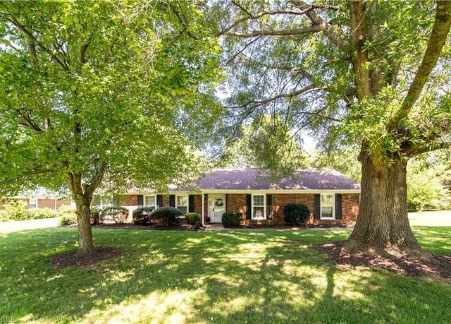 Property at 640 Summerest Ct, Kernersville, NC 27284, 3 beds, 2 baths