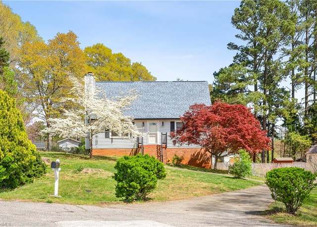 Property at 5379 Buxbury Ct, Walkertown, NC 27051, 3 beds, 2 baths