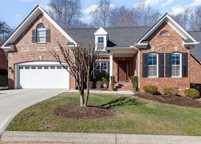 Property at 7 Midland Park Ln, Greensboro, NC 27455, 4 beds, 3.5 baths