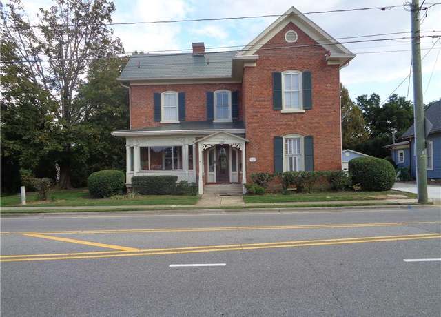 Property at 225 S Main St, Kernersville, NC 27284, 4 beds, 2 baths