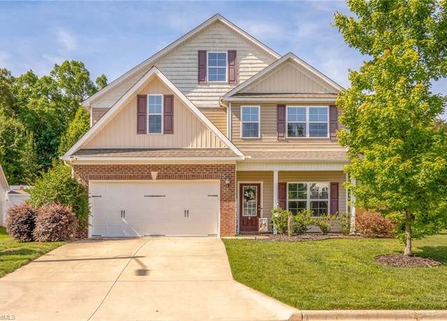 Property at 4 Harvest Oak Ct, Greensboro, NC 27406, 4 beds, 2.5 baths