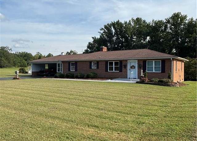 Property at 475 Walker Rd, Thomasville, NC 27239, 2 beds, 2 baths