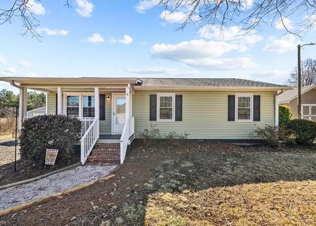 Property at 820 Old Burkhart Rd, Lexington, NC 27292, 3 beds, 1.5 baths