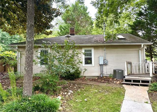 Property at 7147 Old 421 Rd, Liberty, NC 27298, 1 bed, 1 bath