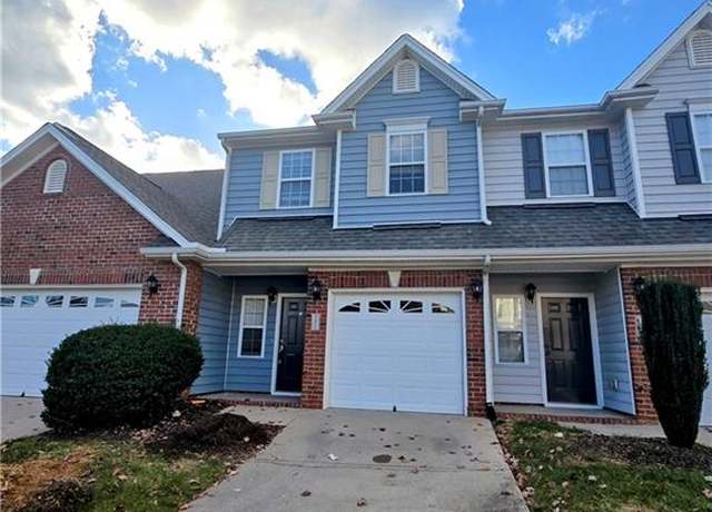 Property at 4472 Piedmont Trace Dr, Greensboro, NC 27409, 2 beds, 2.5 baths