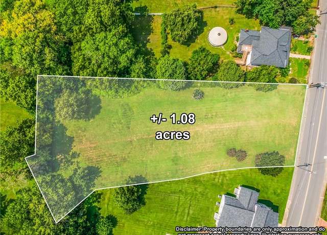 Property at 528 Main St, Pilot Mountain, NC 27041