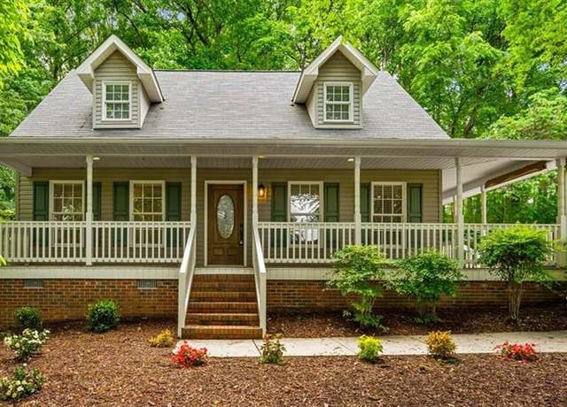 Property at 3303 Green Needle Dr, Greensboro, NC 27405, 3 beds, 2.5 baths